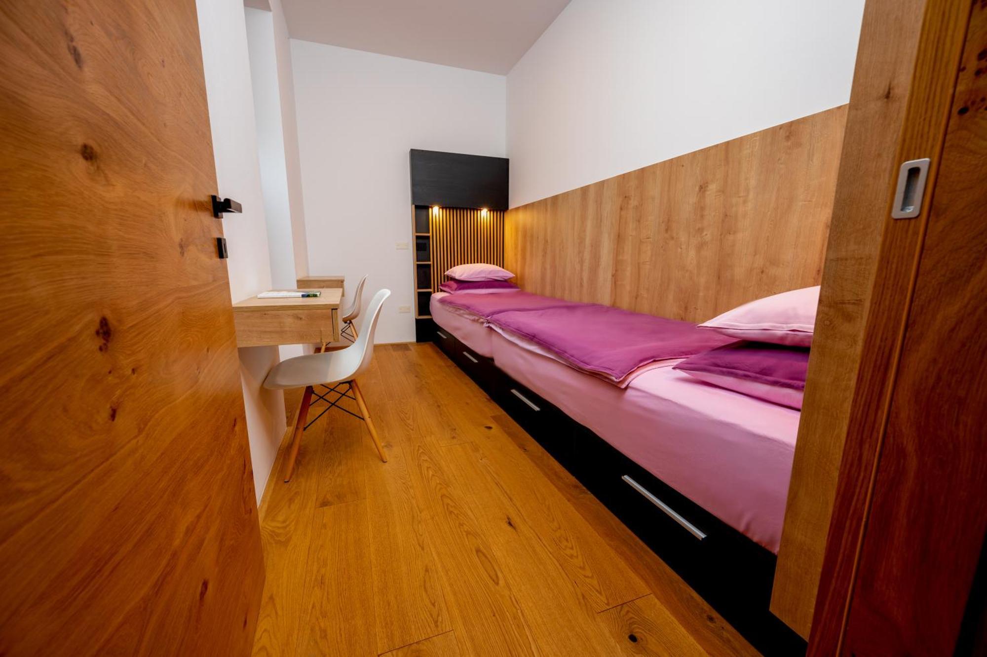 Cirus Apartments Kocevje Exterior foto